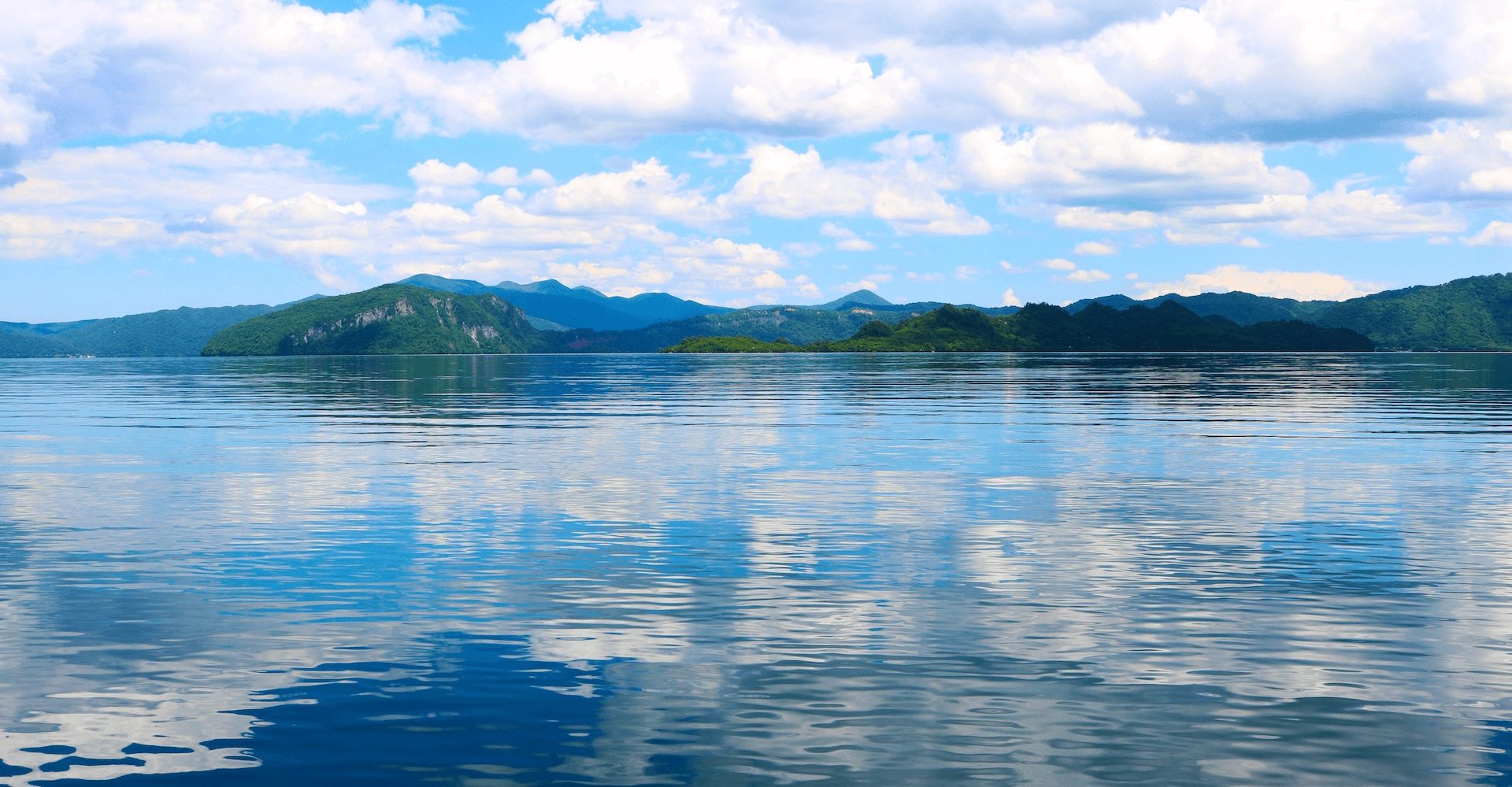 十和田湖西湖畔の写真